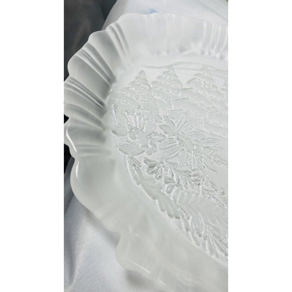 Mikasa Winter Dreams Frosted Canape Tray 17 3/4” Serving Thick Plate Vintage - Picture 7 of 16